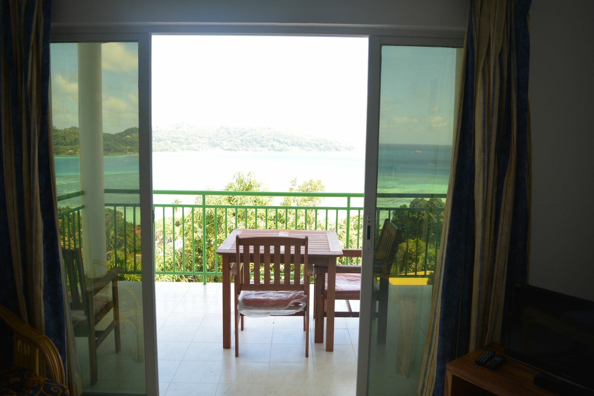 Manfiyo Guest House Anse Boileau Luaran gambar